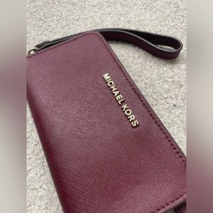 Michael Kors Wristlet